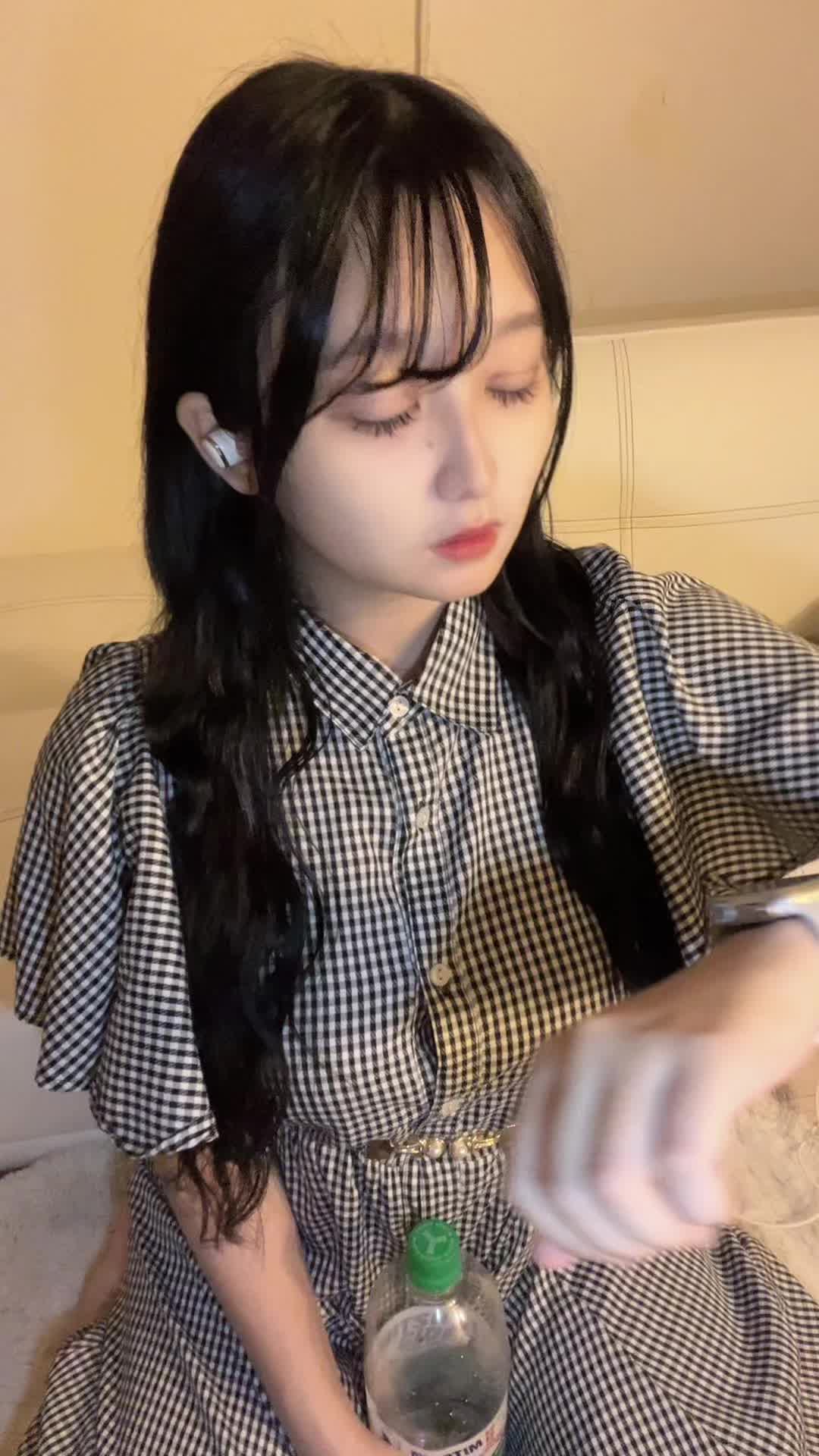 えー彼女さん酷いね私ならそんなことしないのにな〜