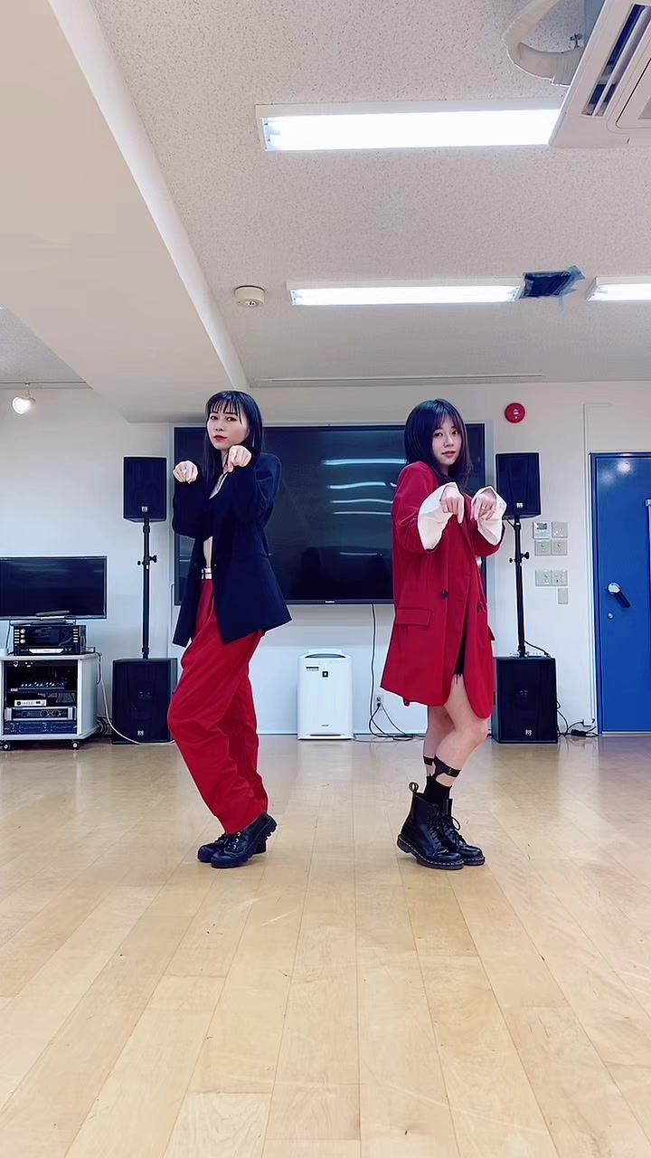 お久しぶりです。@tokyogirlsstyle のめいとコラボ。♪#LOCO #ダンス #踊ってみた #itzy #庄