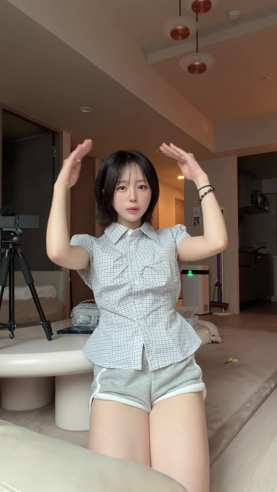 上はしーん。下はパジャマ