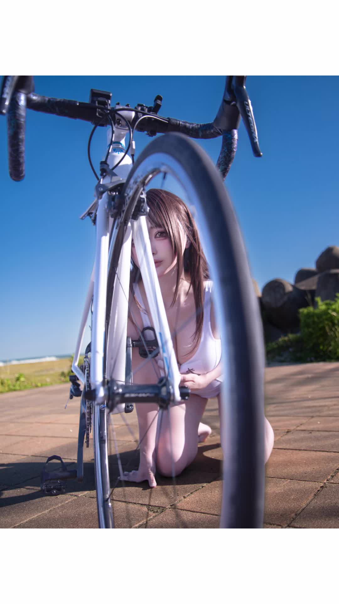 9/5(土)の acosta!マルシェのお品書きです！ 写真集もグッズも好きになってもらえたら嬉しいな！ 一緒に楽しい思