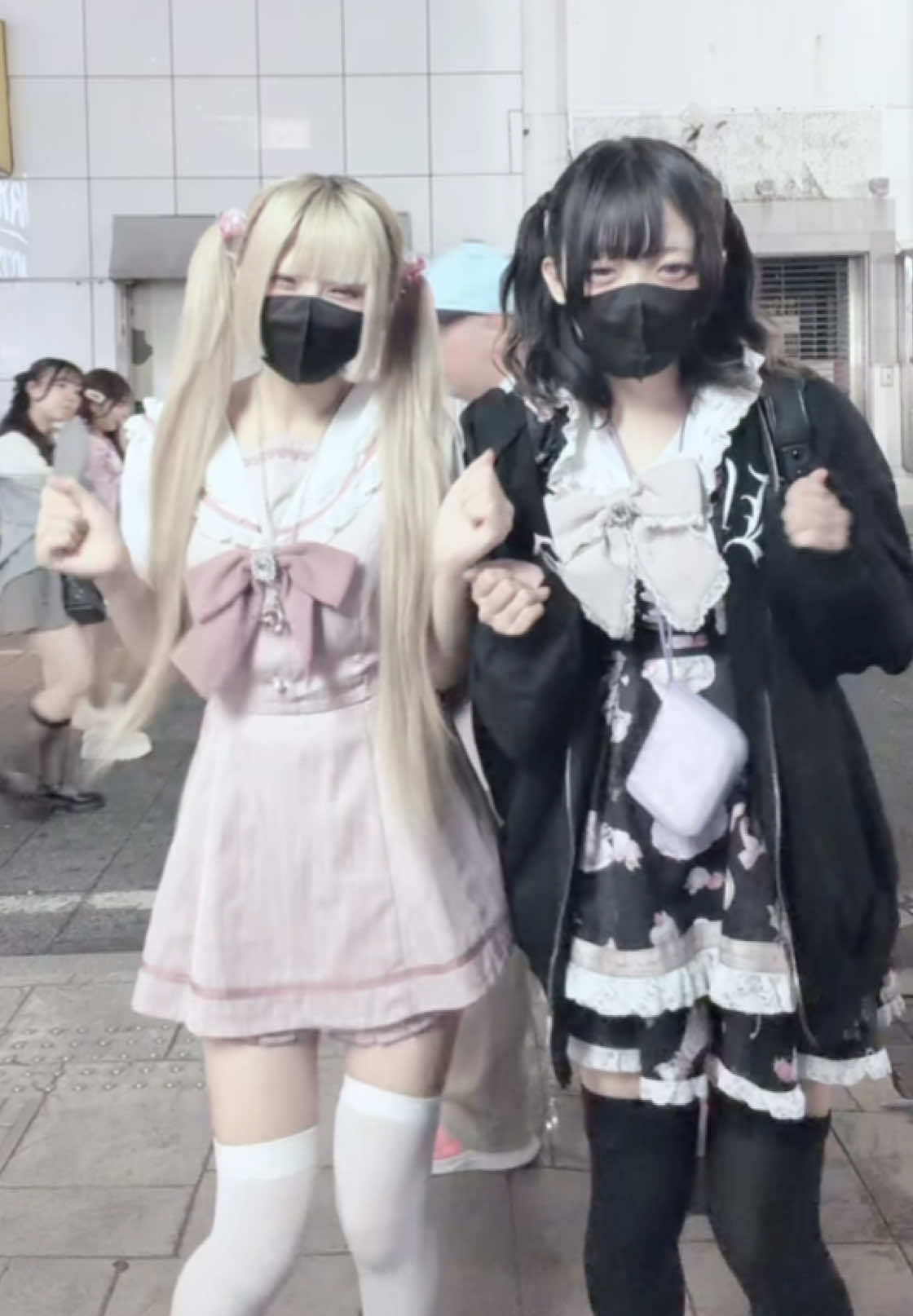 黒とピンクなのかわいい＞ω＜❤︎‬ イケおじ様が画面を見ていたΣ(>𖥦<) #地雷系女子 #量産型 #おすすめ #fyp