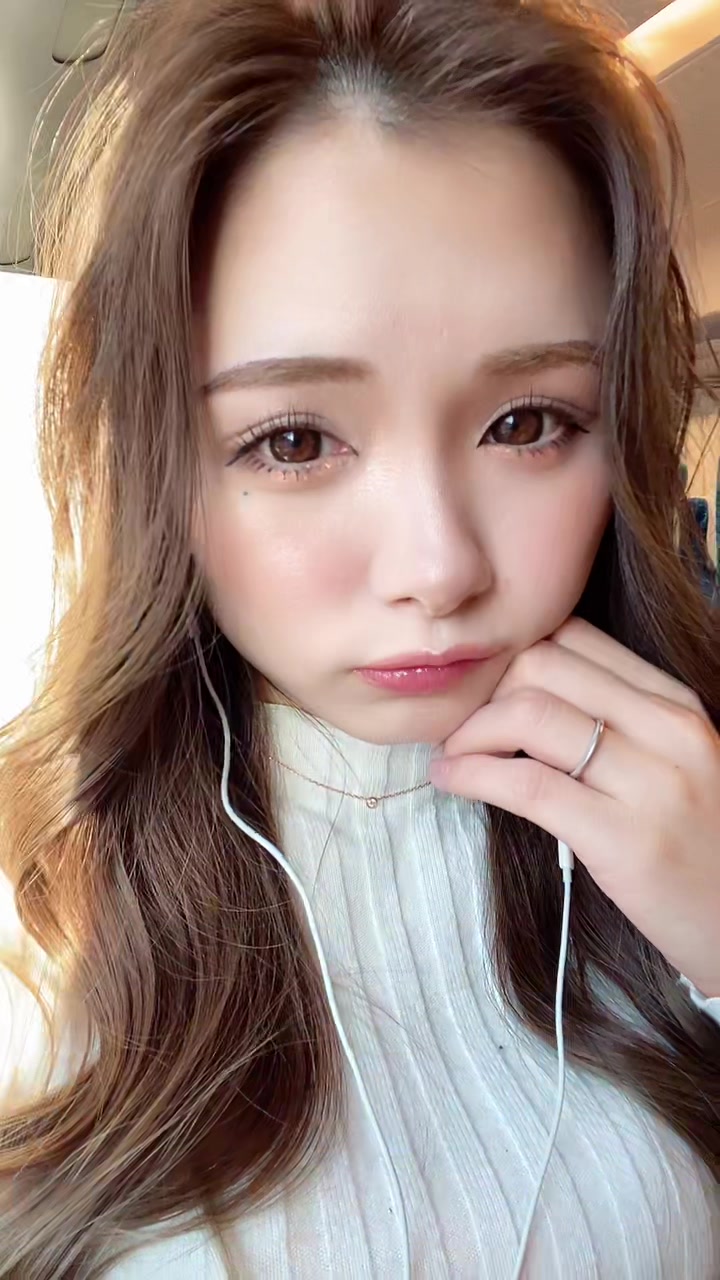 仮屋かんなの動画