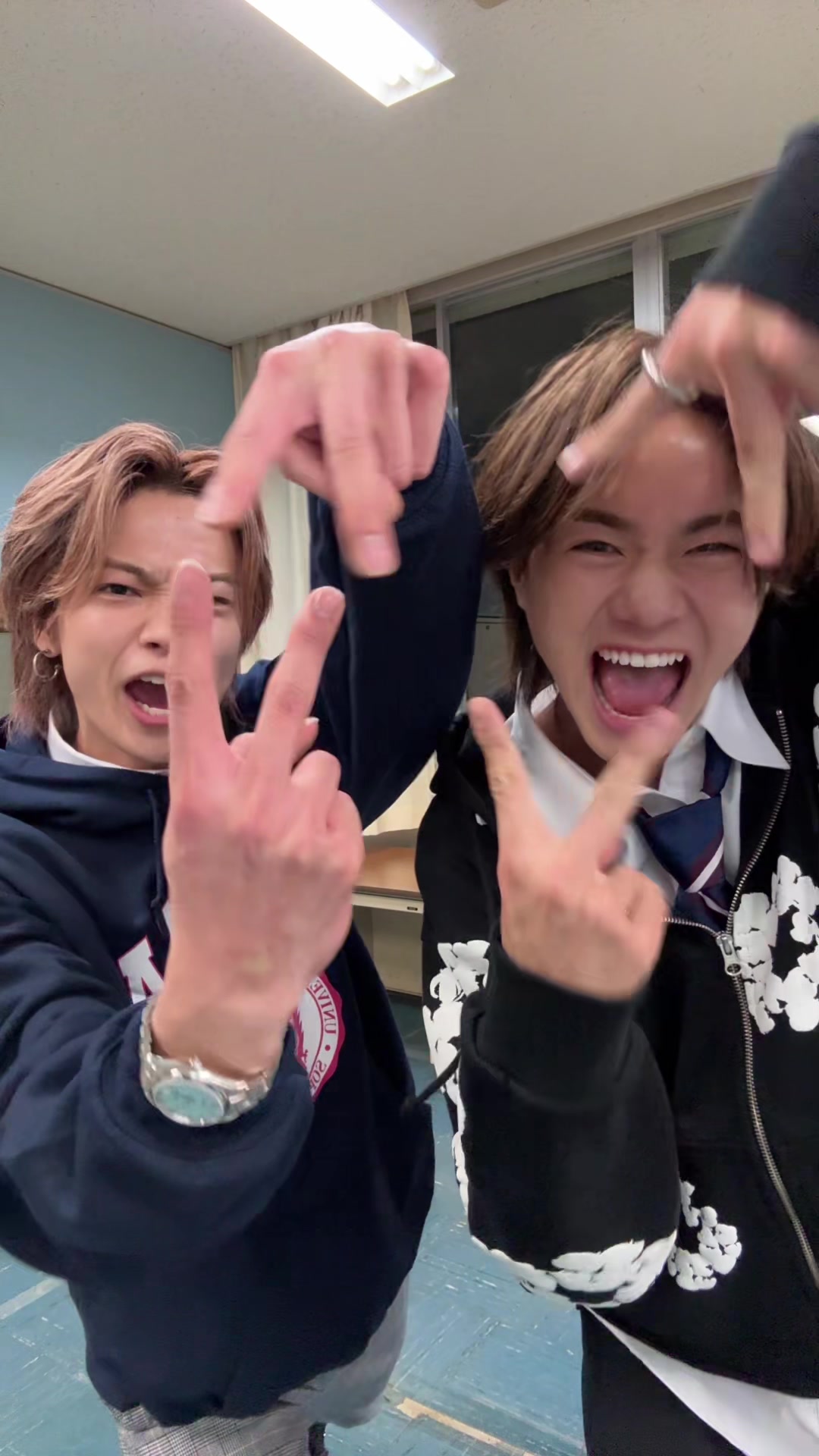 可愛い後輩がどうしても横揺れしたいとしつこいので...🤦🏼‍♂️🤦🏼‍♂️#コムドット #今日好き #金吾 @内田金吾（